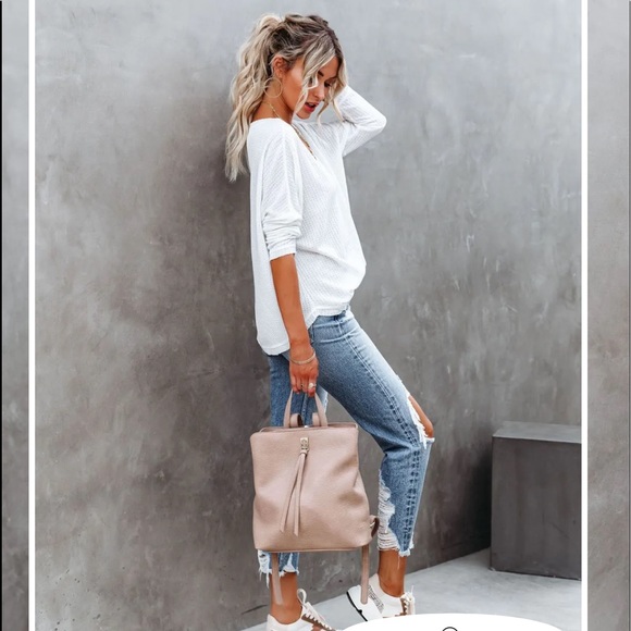 VICI-NWT.  Thermal knit top - WHITE, XS - Picture 3 of 10